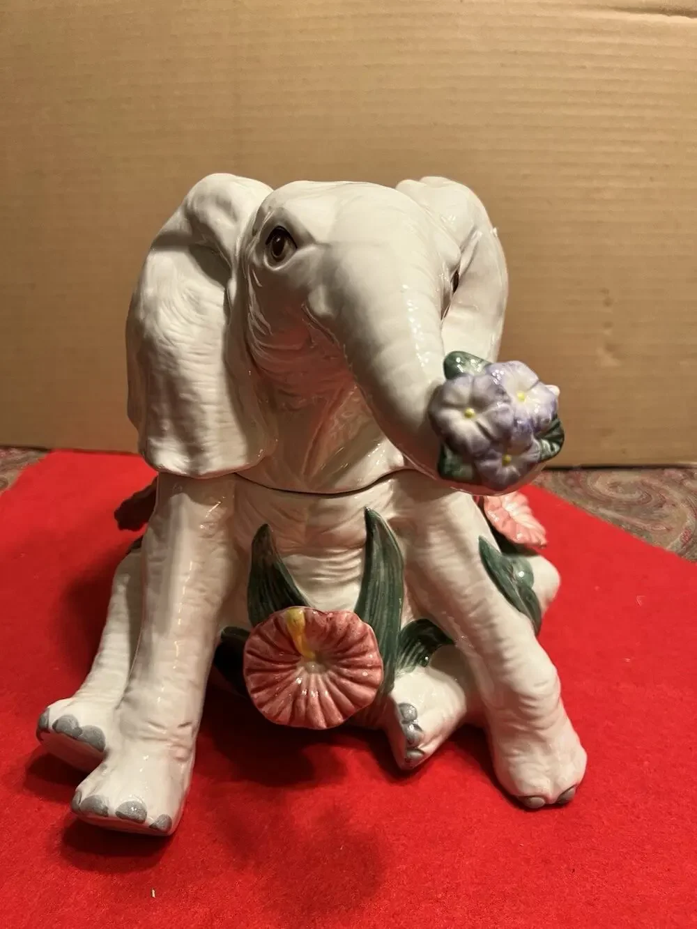VINTAGE 1991 FITZ & FLOYD JUNGLE RAINFOREST COLLECTION WHITE ELEPHANT COOKIE JAR